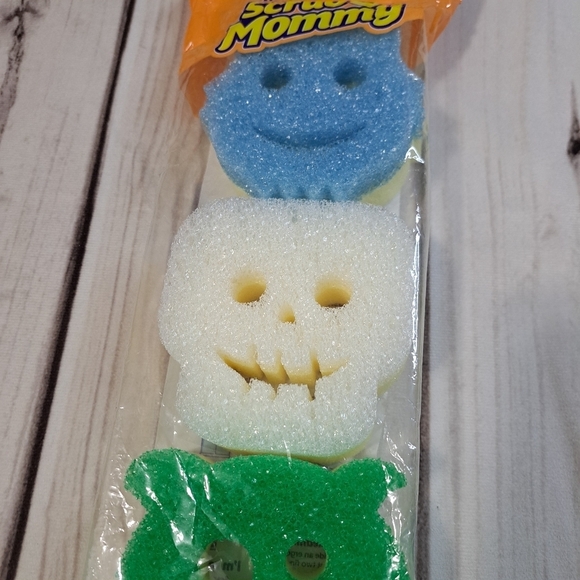 Scrub Mommy Dual Sided Halloween Edition 3 Pack - Picture 4 of 9